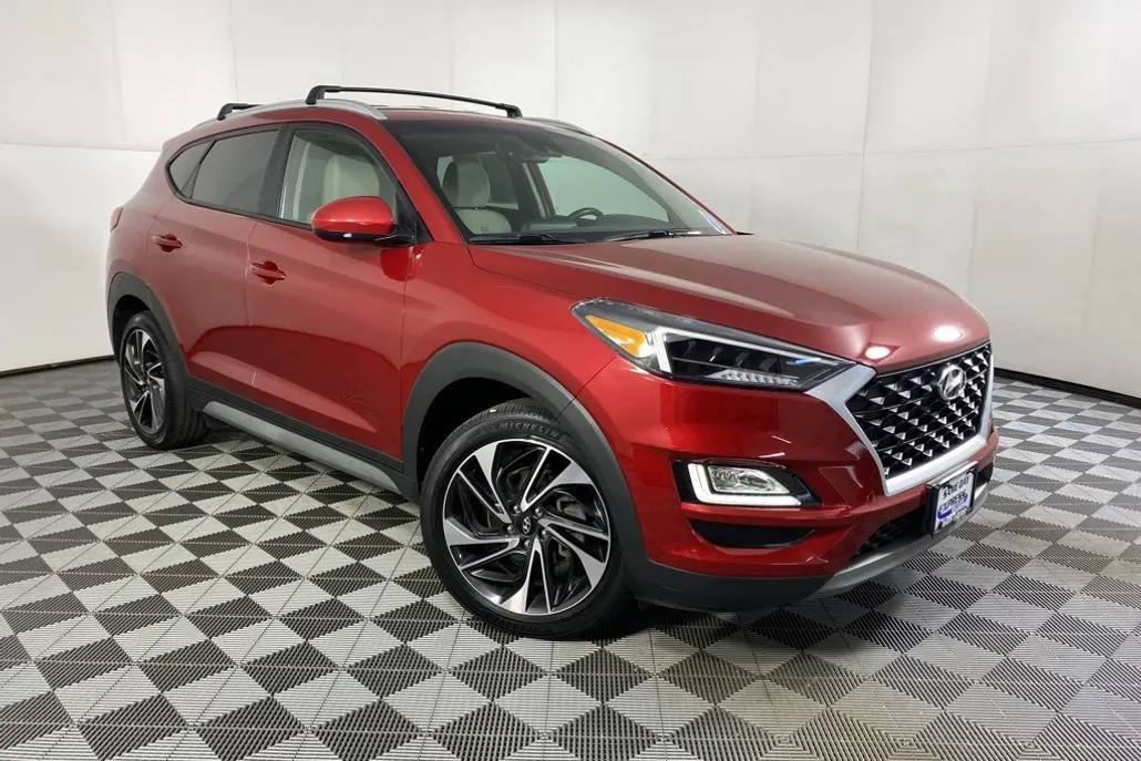 2021 Hyundai Tucson Sport photo 1