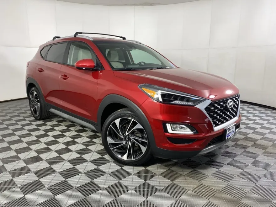2021 Hyundai Tucson Sport photo 1