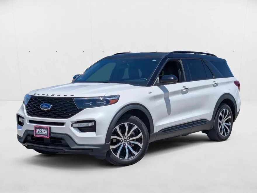 2022 Ford Explorer ST-Line photo 1