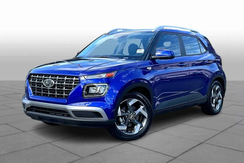 2023 Hyundai Venue SEL photo 1