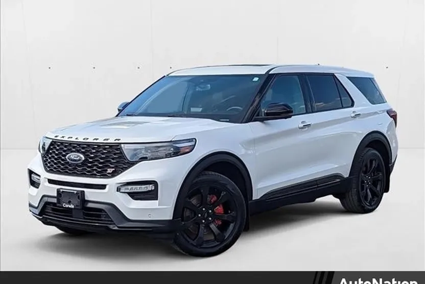2022 Ford Explorer ST photo 1
