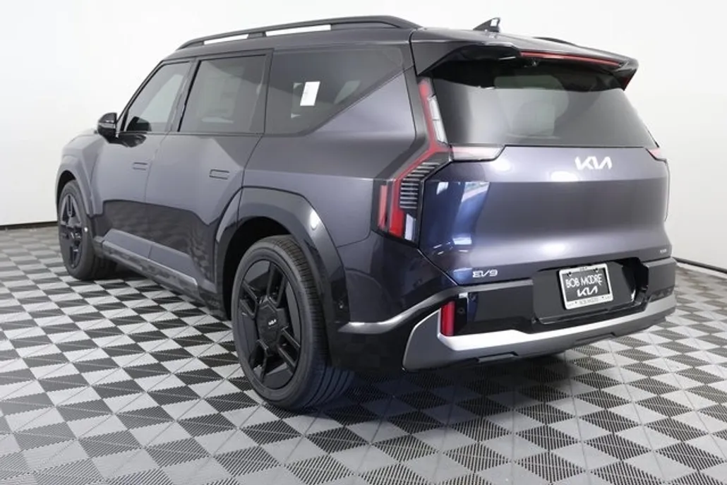 2026 Kia EV9 GT-Line AWD photo 1