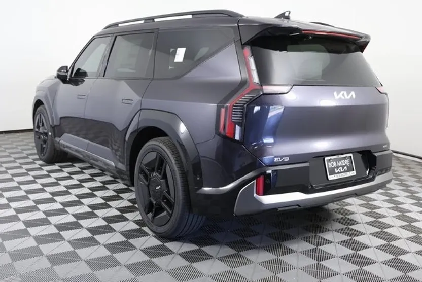 2026 Kia EV9 GT-Line AWD photo 1