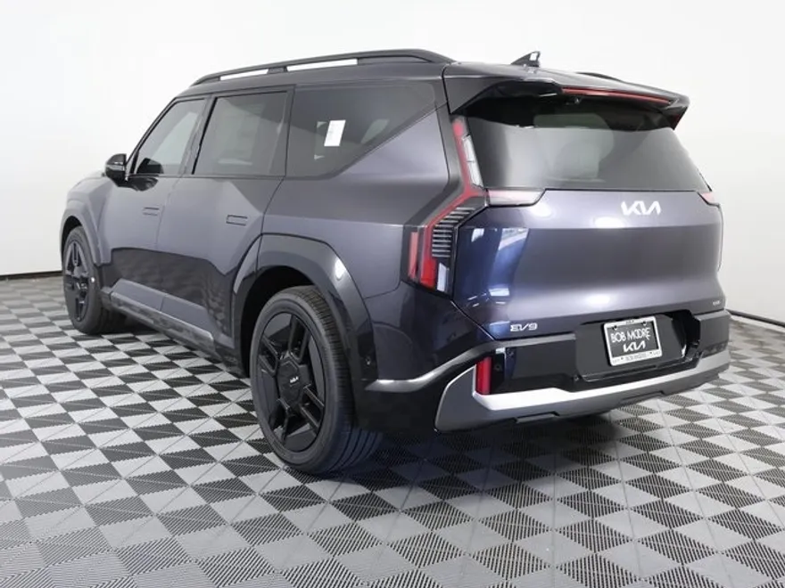 2026 Kia EV9 GT-Line AWD photo 1