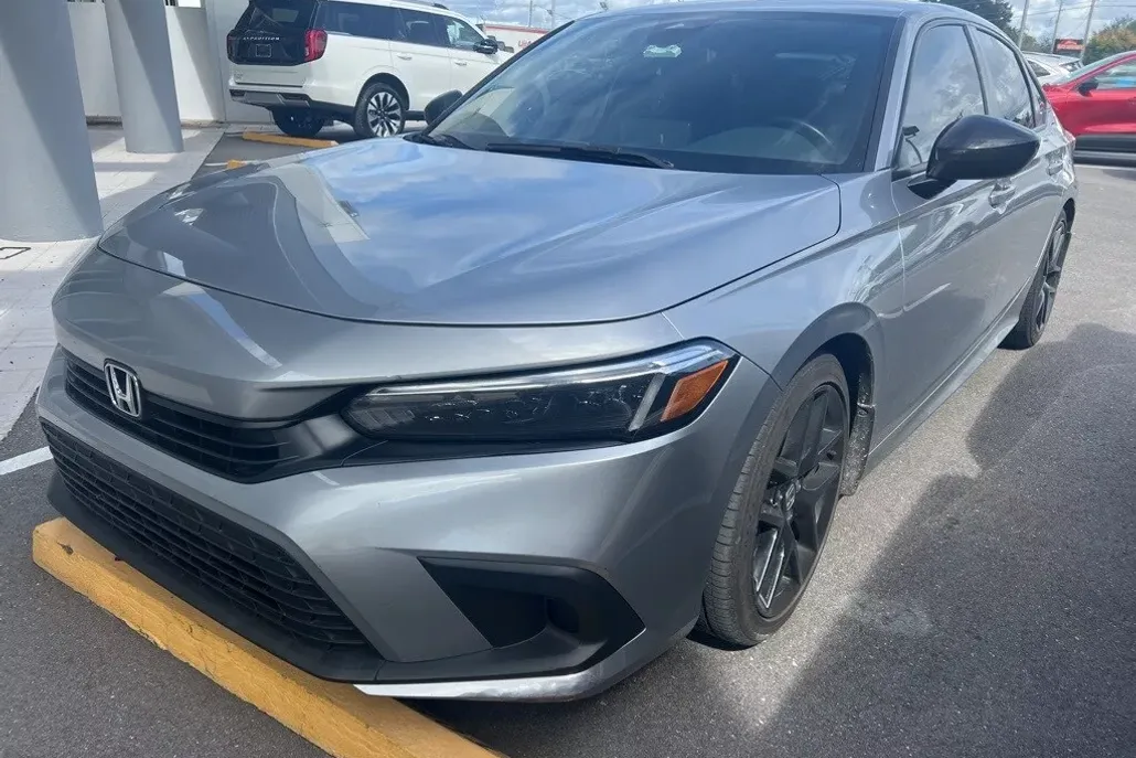 2024 Honda Civic Sport photo 1