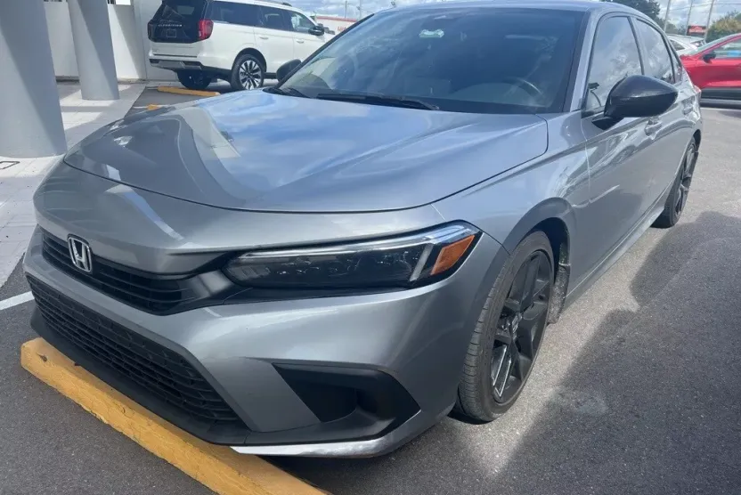 2024 Honda Civic Sport photo 1