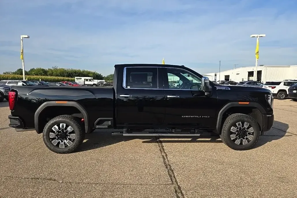 2025 Gmc Sierra HD Denali photo 1