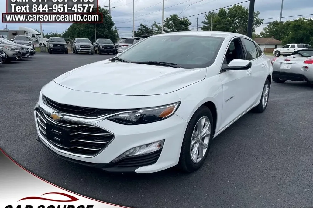 2024 Chevrolet Malibu 1LT photo 1