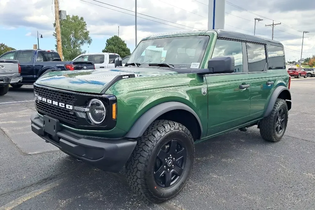 2025 Ford Bronco Big Bend photo 1