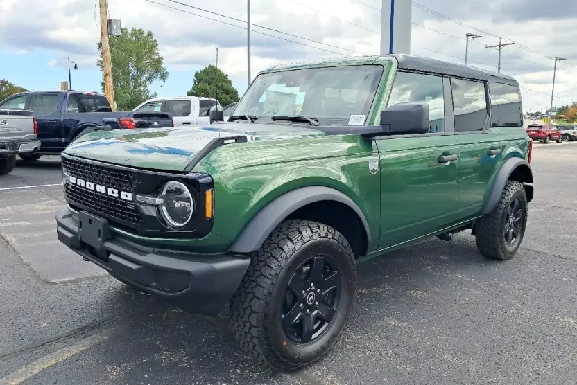 2025 Ford Bronco Big Bend photo 1