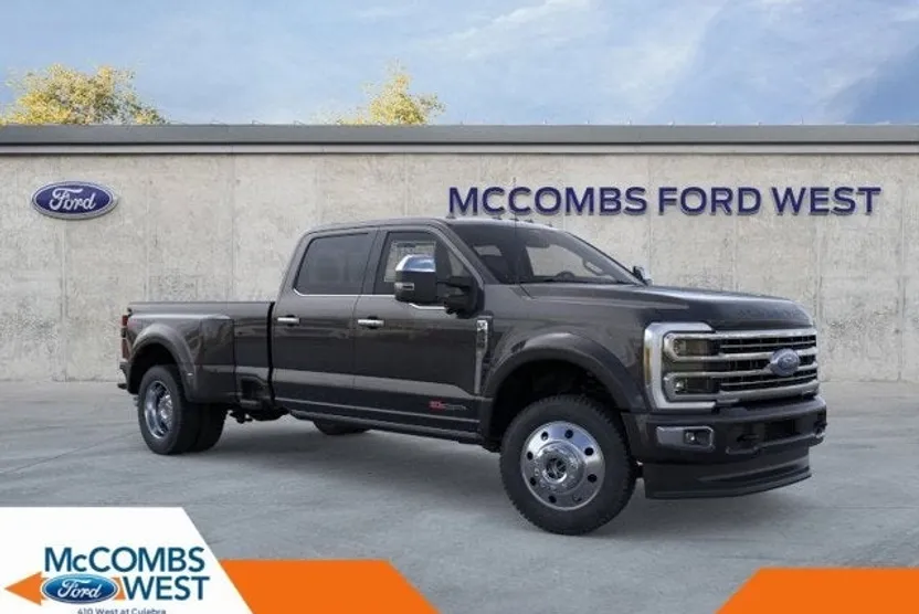 2026 Ford F-450 Platinum photo 1