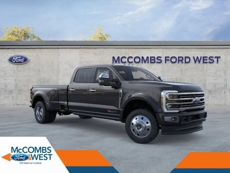 2026 Ford F-450 Platinum photo 1