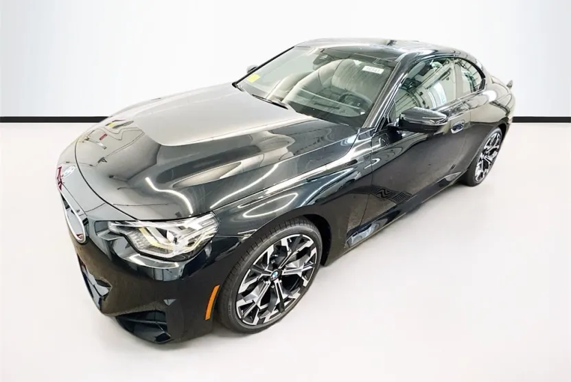2025 Bmw 230i xDrive photo 1