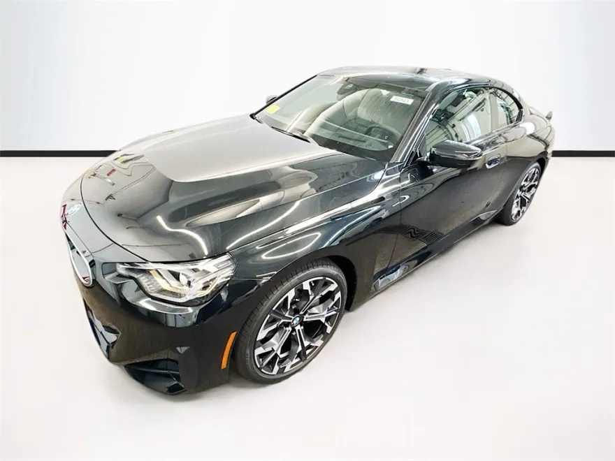 2025 Bmw 230i xDrive photo 1