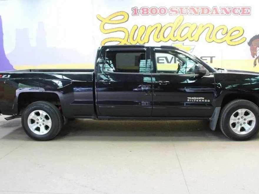 2018 Chevrolet Silverado 1500 LT2 photo 1