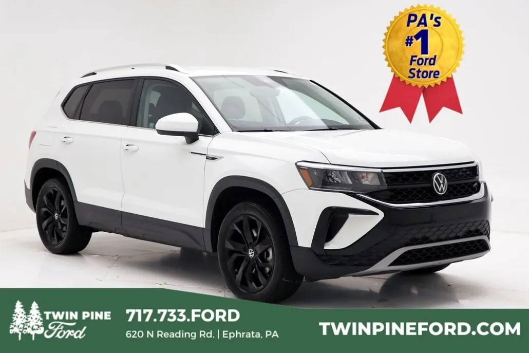 2022 Volkswagen Taos SE photo 1