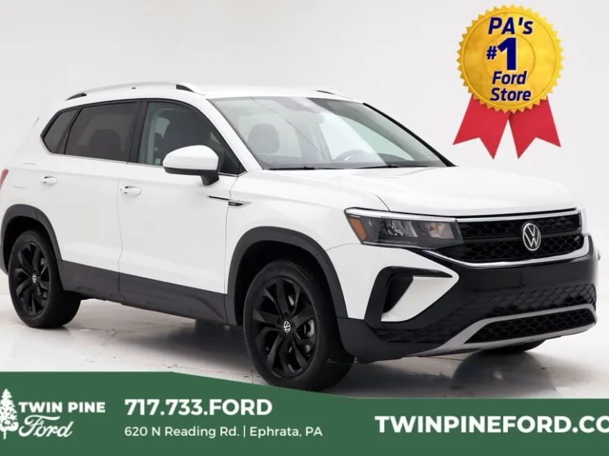 2022 Volkswagen Taos SE photo 1