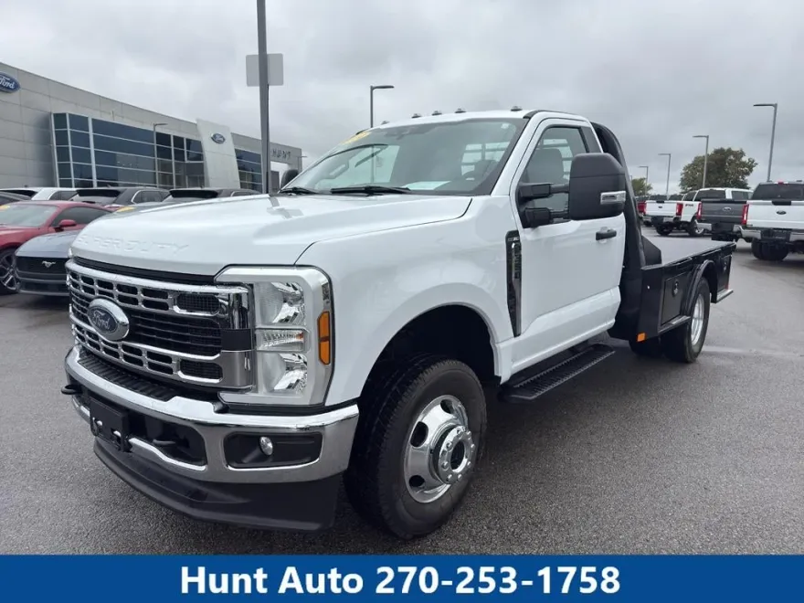 2024 Ford F-350 XL photo 1