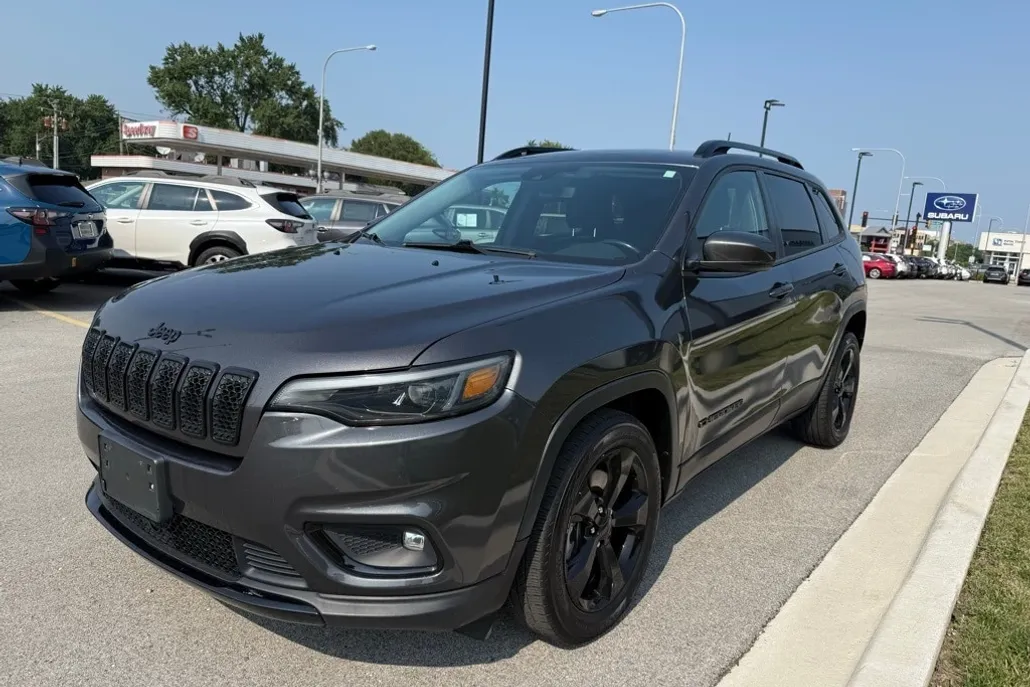 2021 Jeep Cherokee Latitude photo 1
