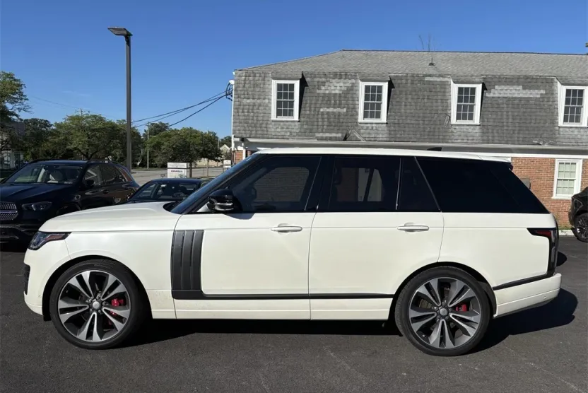 2021 Land Rover Range Rover SV Autobiography Dynamic photo 1