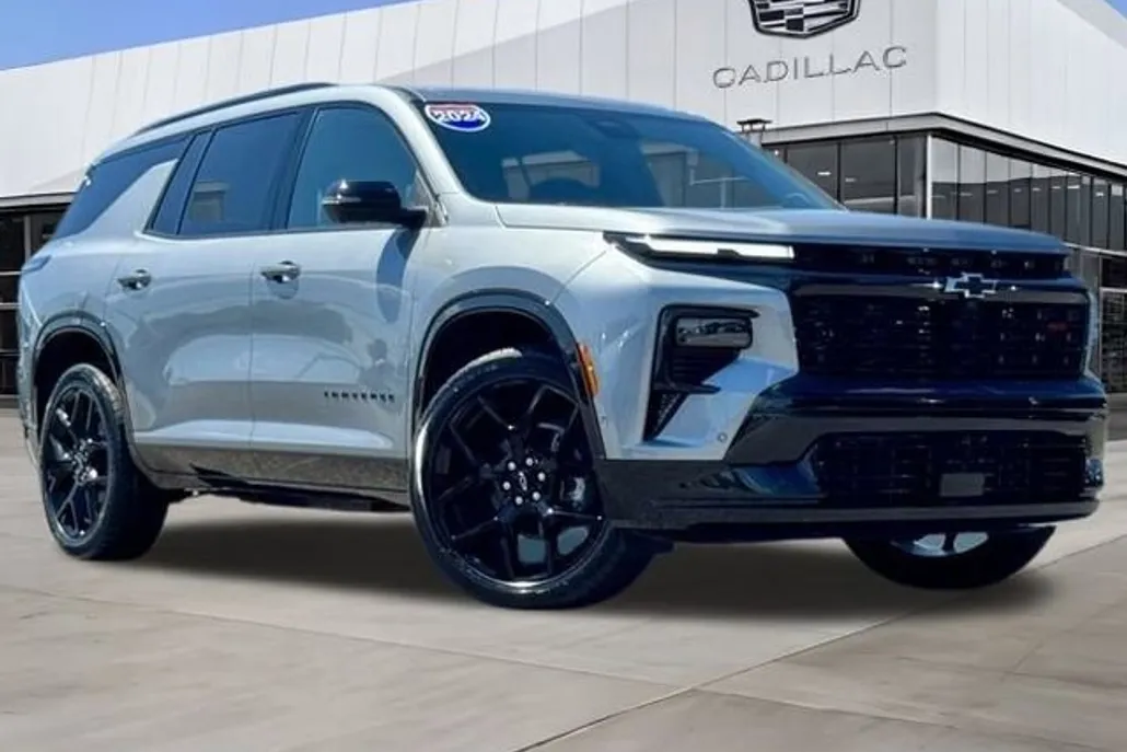 2024 Chevrolet Traverse RS photo 1