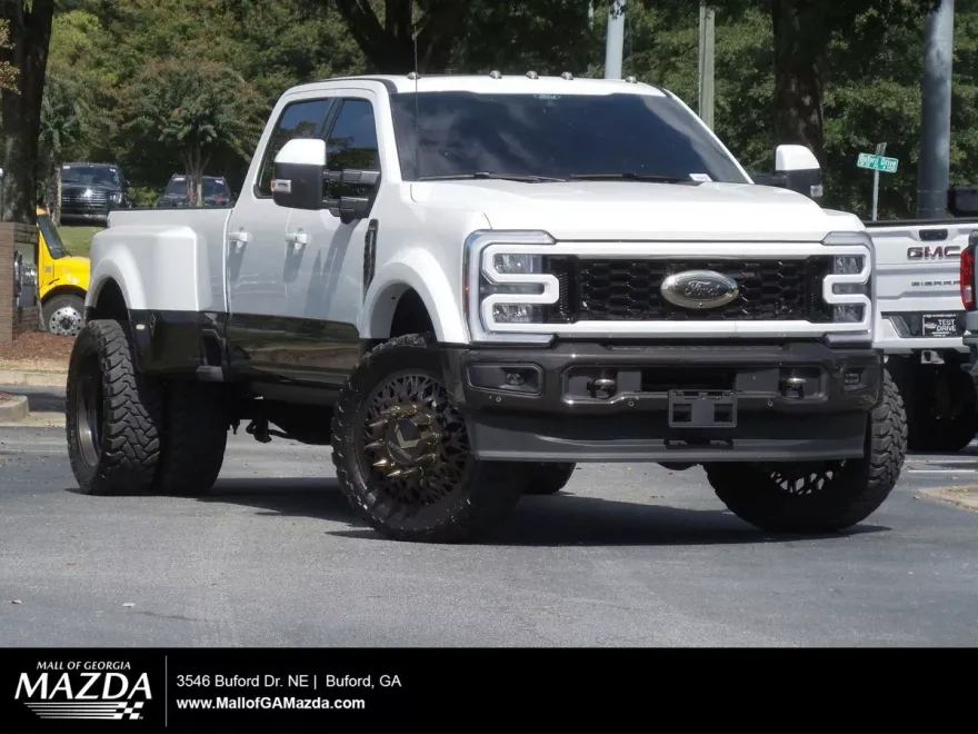 2024 Ford F-450 King Ranch photo 1
