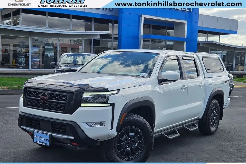 2023 Nissan Frontier PRO-4X photo 1
