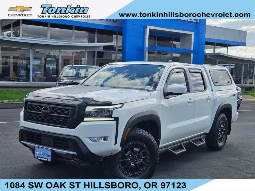2023 Nissan Frontier PRO-4X photo 1