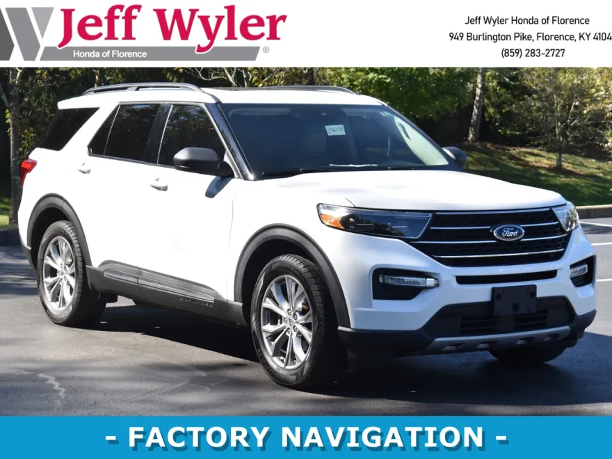 2020 Ford Explorer XLT photo 1