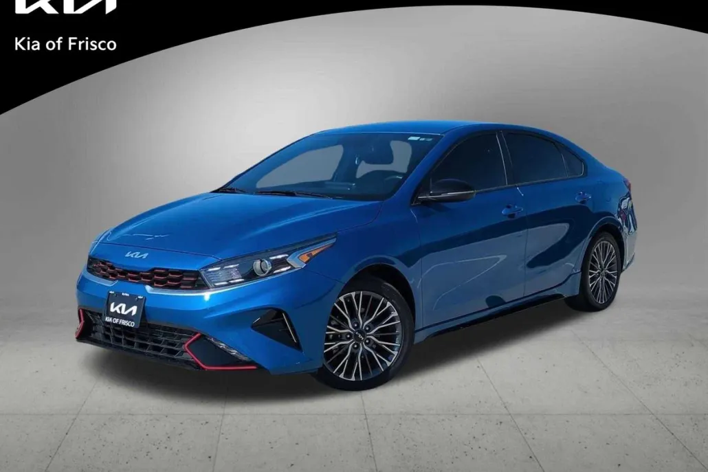 2023 Kia Forte GT-Line photo 1