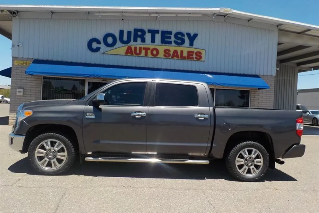 2017 Toyota Tundra 1794 Edition photo 1