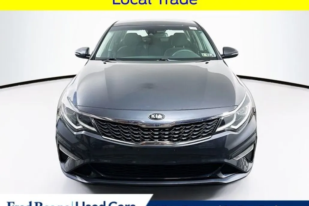 2019 Kia Optima LX photo 1