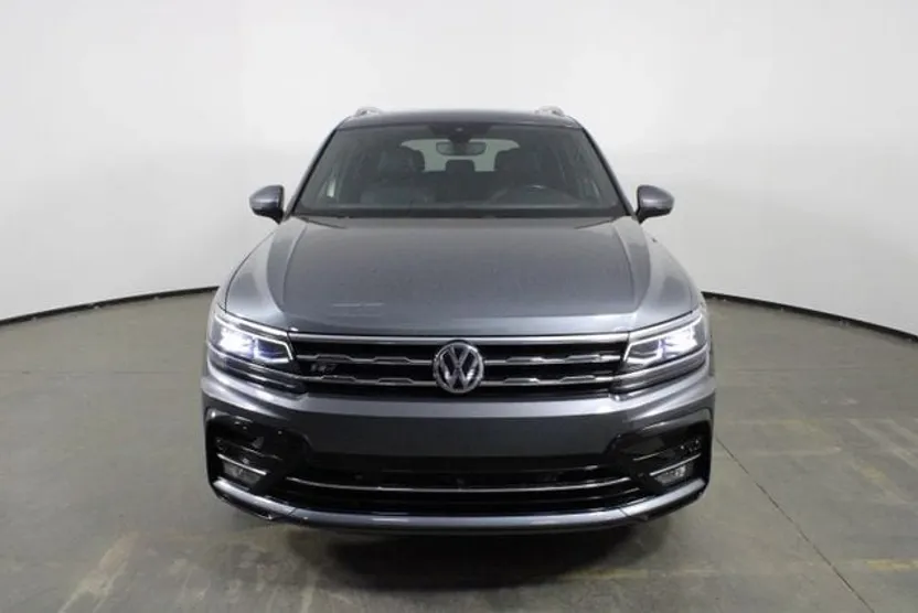 2021 Volkswagen Tiguan SEL Premium R-Line photo 1