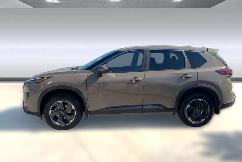 2024 Nissan Rogue SV photo 1