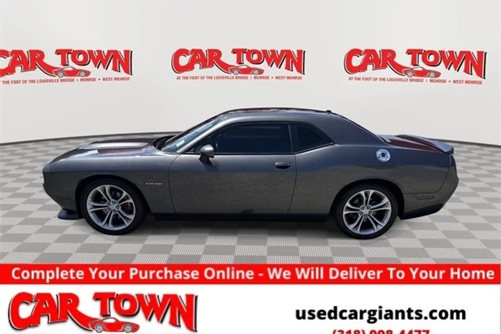 2021 Dodge Challenger R/T photo 1