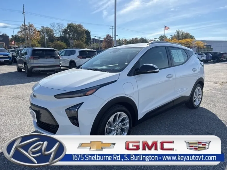 2023 Chevrolet Bolt EUV photo 1