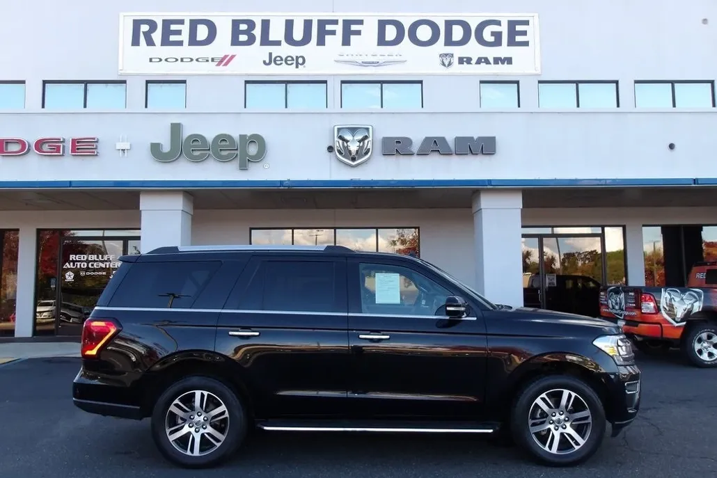 2022 Ford Expedition Limited photo 1