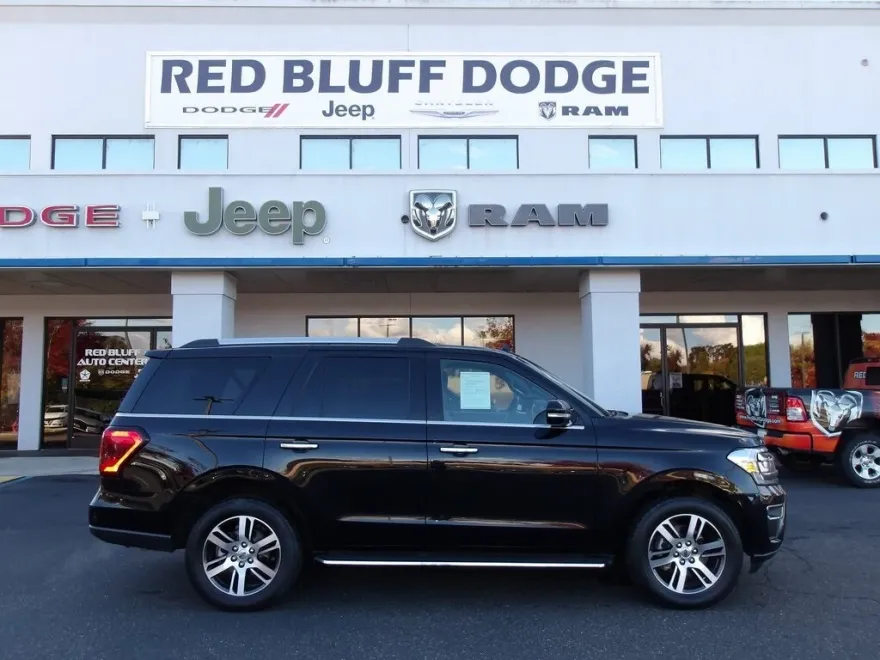 2022 Ford Expedition Limited photo 1