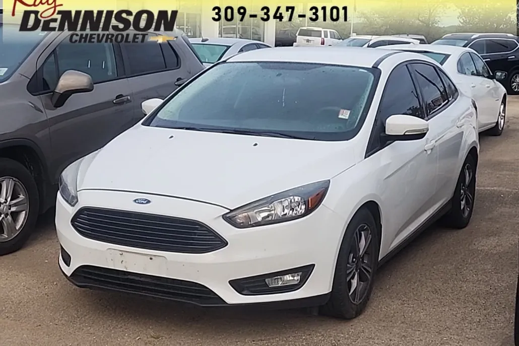 2017 Ford Focus SE photo 1