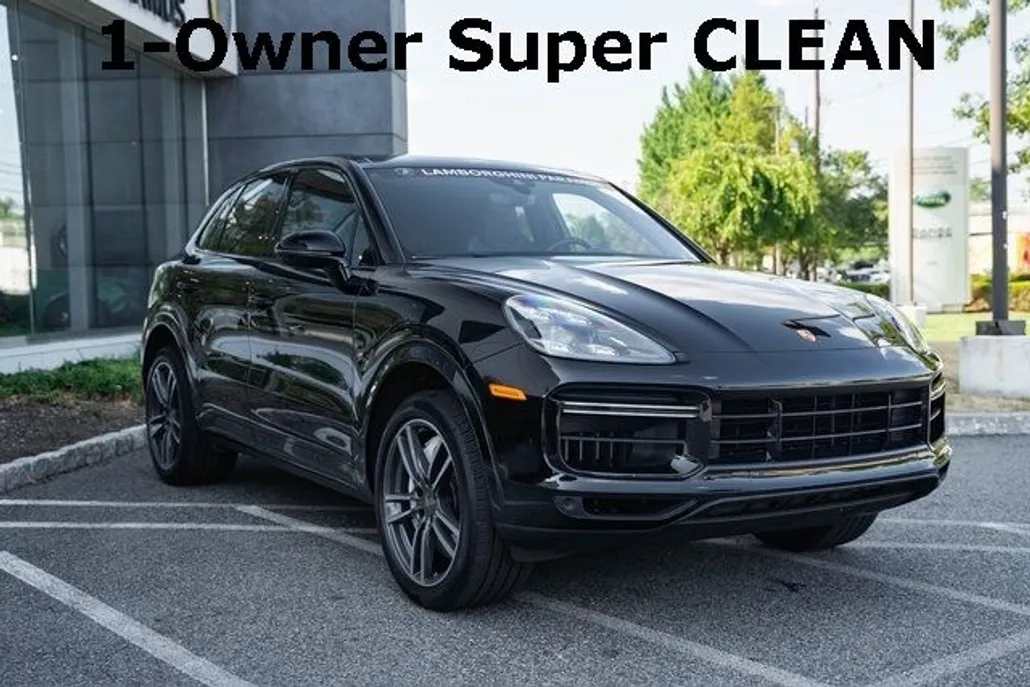 2022 Porsche Cayenne Turbo photo 1