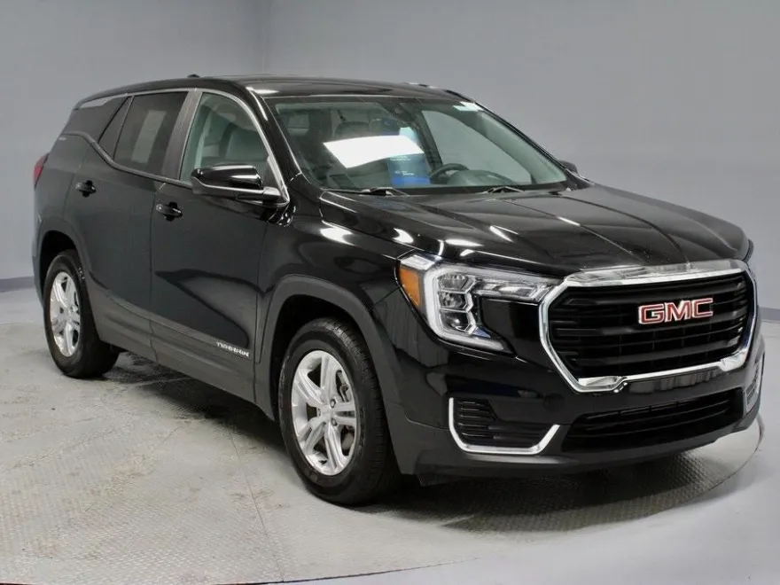2024 Gmc Terrain SLE photo 1