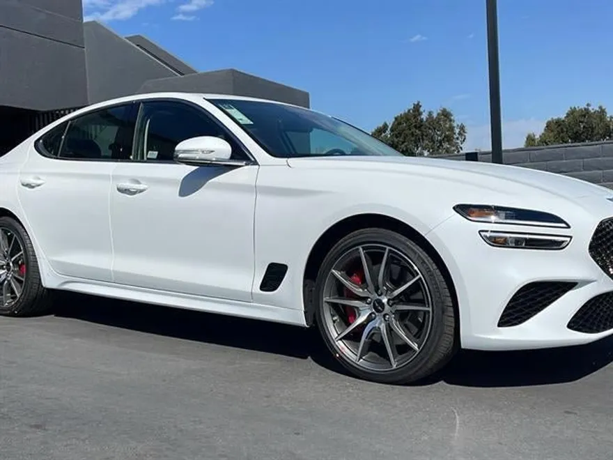 2025 Genesis G70 2.5T photo 1