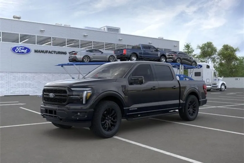 2025 Ford F-150 Lariat photo 1