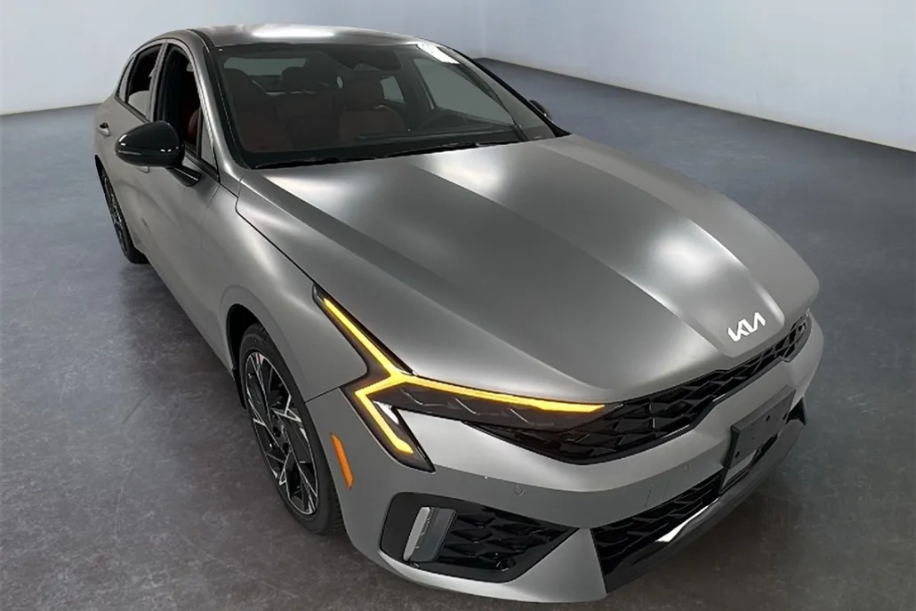 2026 Kia K5 GT-Line photo 1