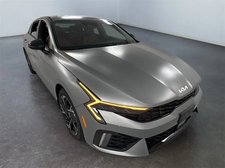2026 Kia K5 GT-Line photo 1