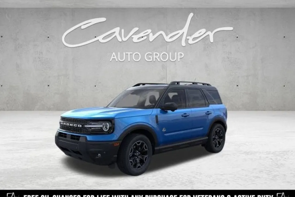 2025 Ford Bronco Sport Outer Banks photo 1