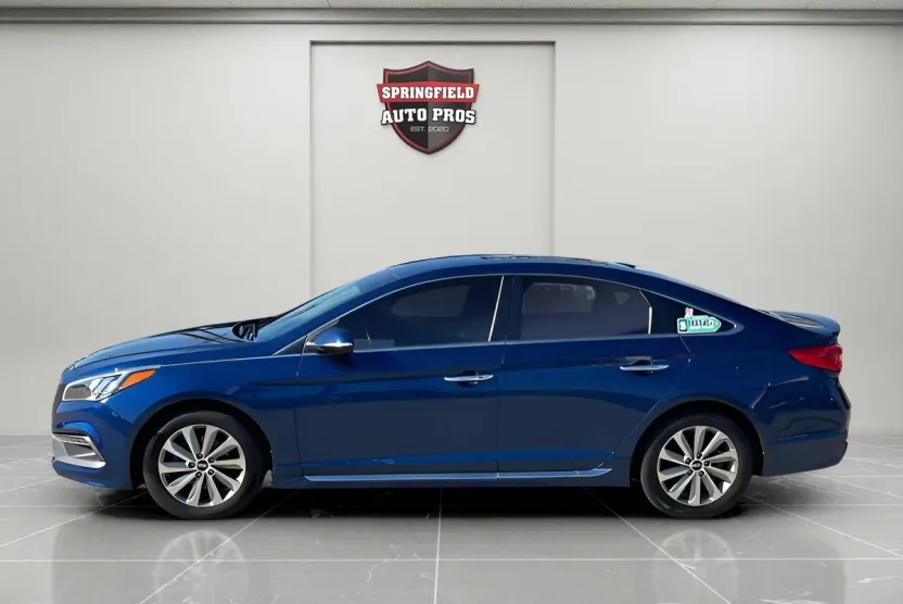 2016 Hyundai Sonata Sport photo 1