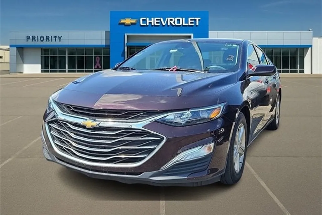2020 Chevrolet Malibu LS photo 1