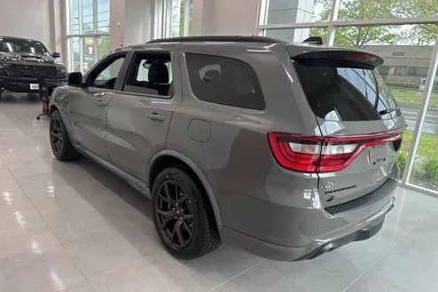 2025 Dodge Durango R/T Premium photo 3