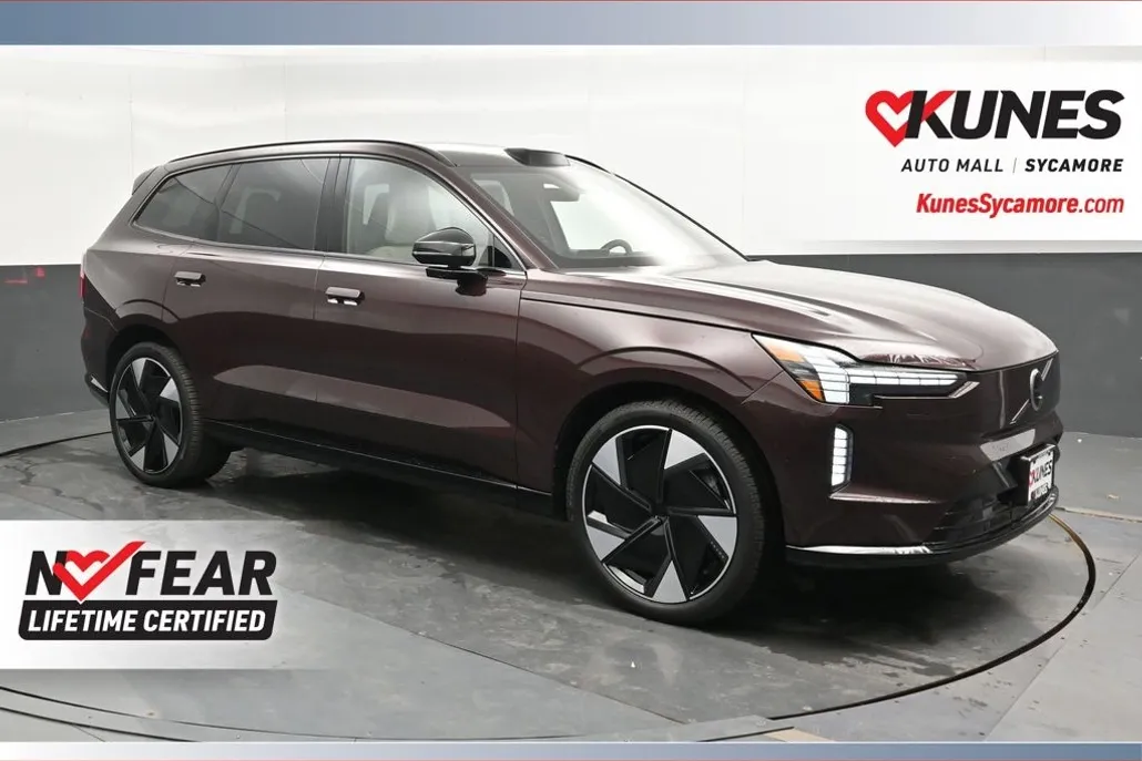 2025 Volvo EX90 Twin Motor Performance Ultra photo 1